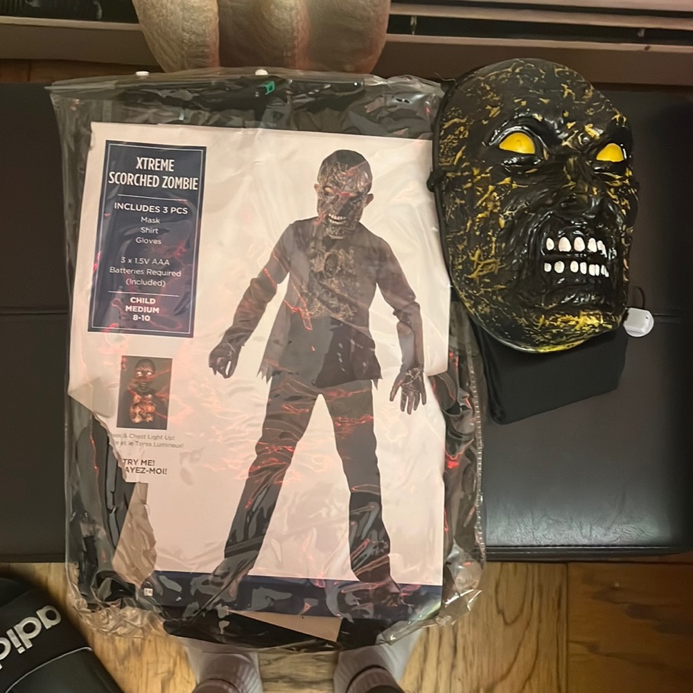 Xtreme scorched zombie costume